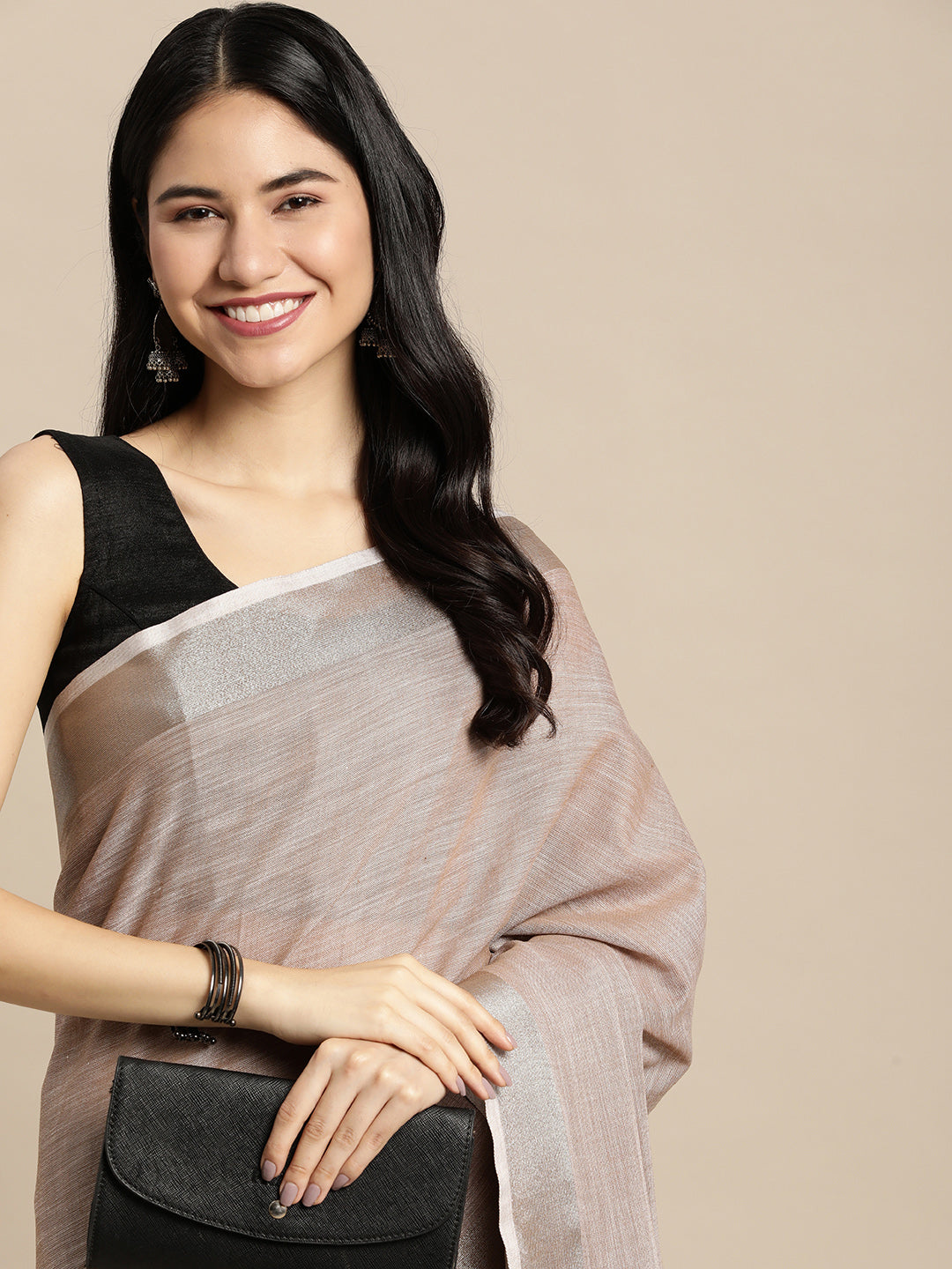 Anaita Chiku Linen Saree With Blouse