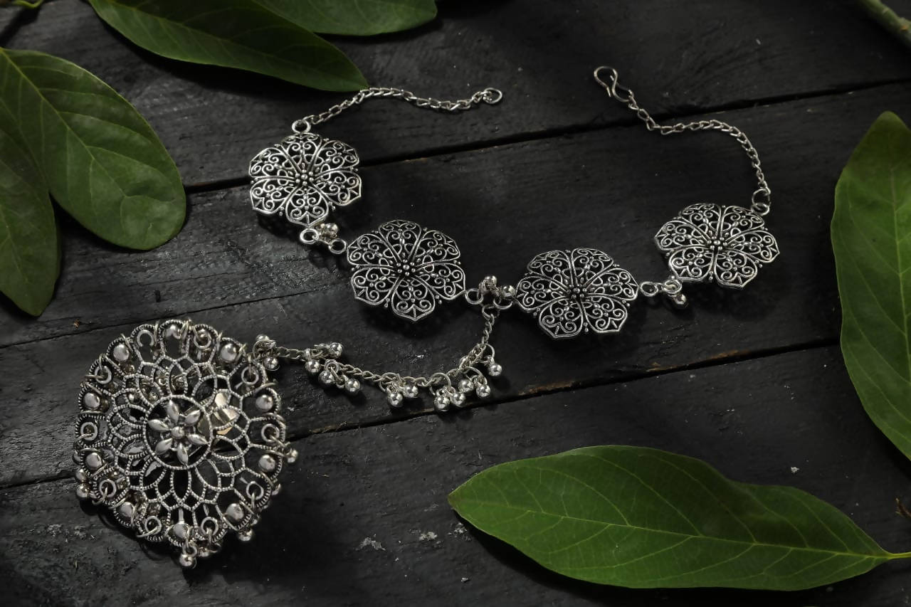 Mominos Fashion Oxidised Silver Plated Trendy Bracelet