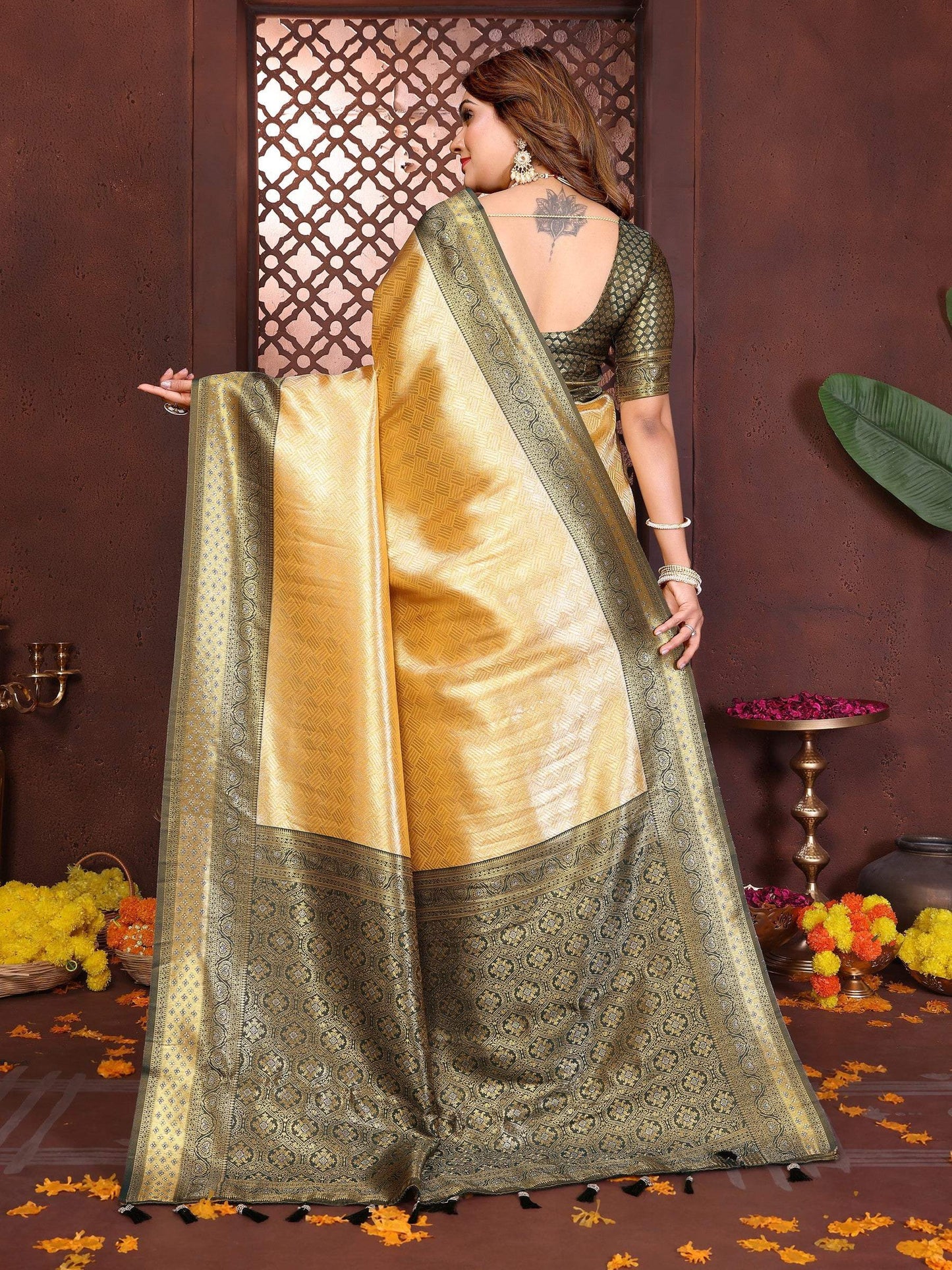Anaita Banarasi Tissue Silk Saree