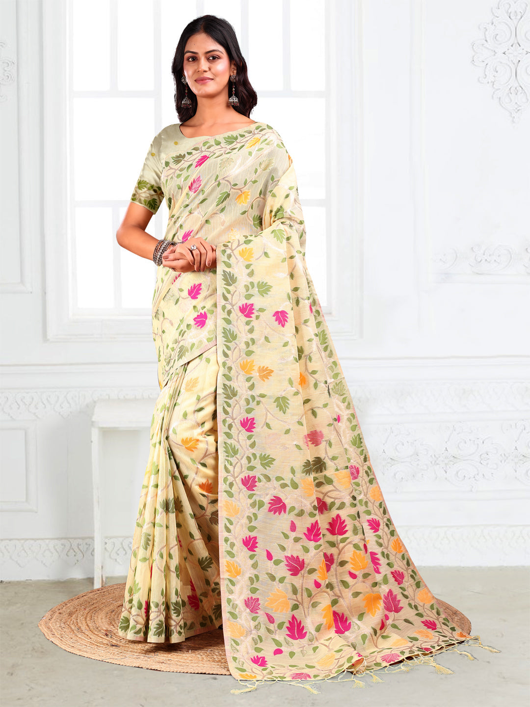 Anaita Cream Linen Printed Saree With Blouse