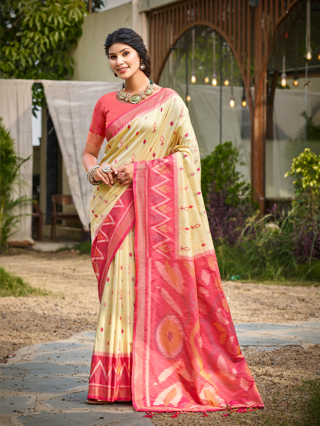 Anaita Cream Soft Silk Saree With Floral Printed Work With Blouse