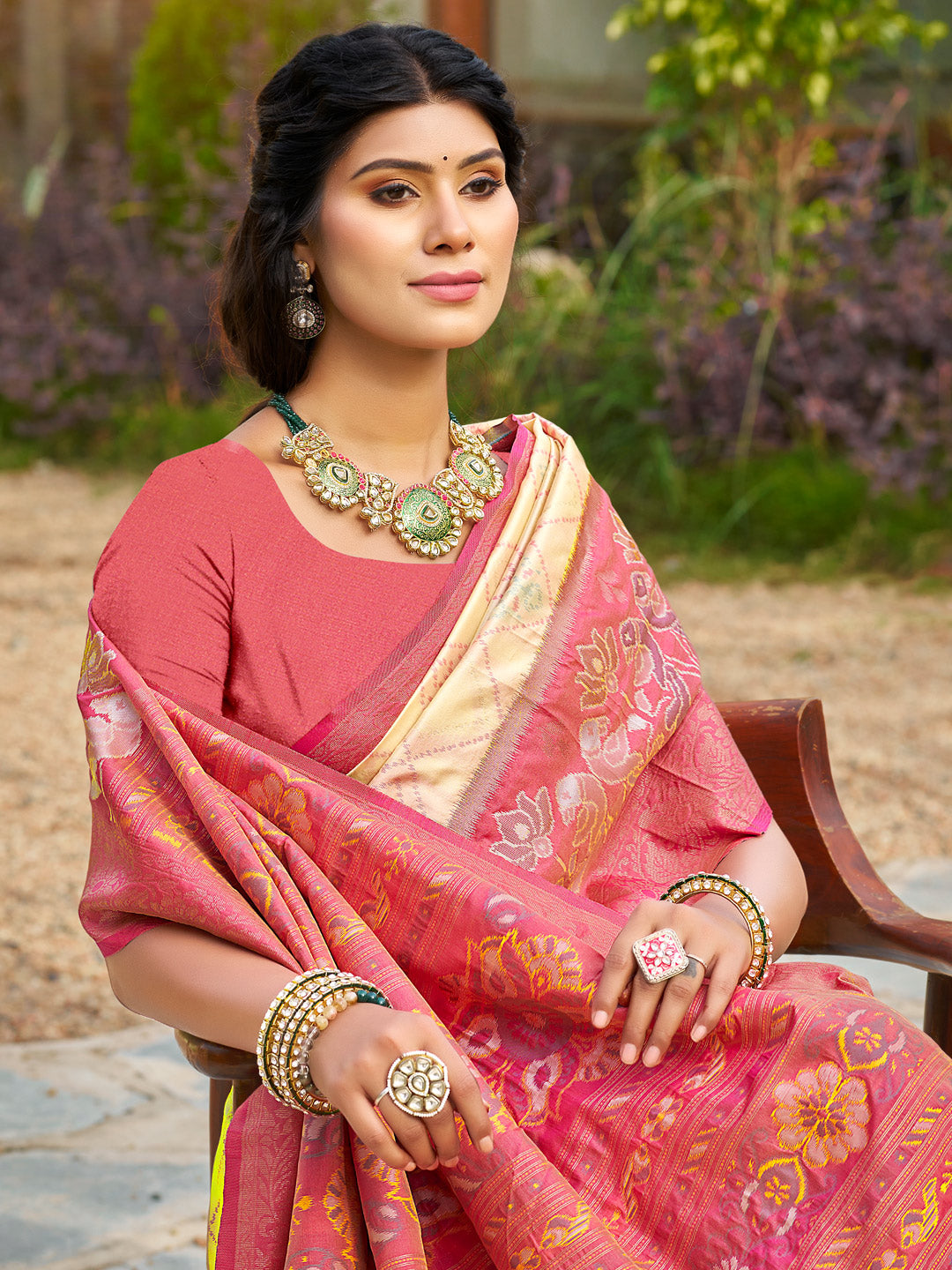Anaita Cream Soft Silk Saree With Floral Printed Work With Blouse