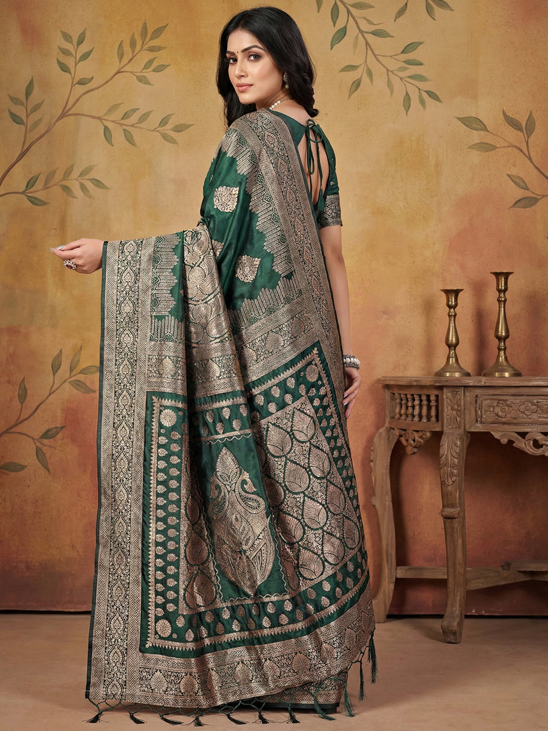 Anaita D Green Silk Blend Woven Saree With Blouse