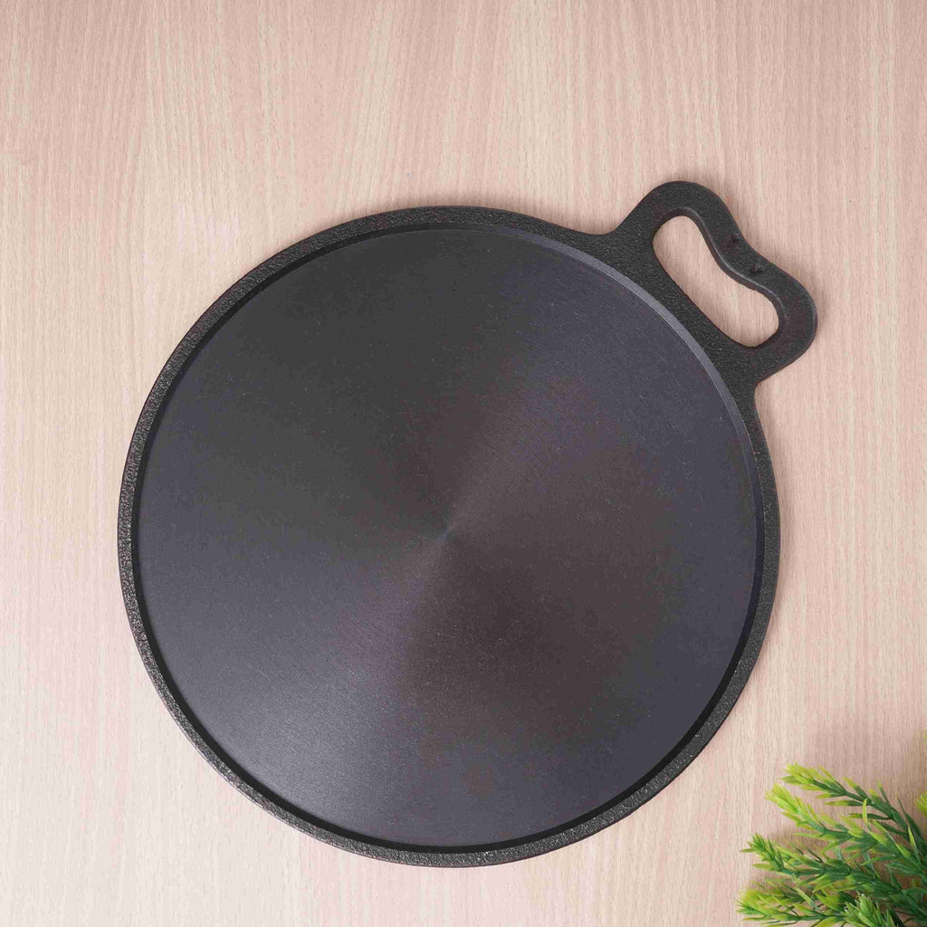 The Indus Valley Super Smooth Cast Iron Tawa 30.5cm 3kg Pre-Seasoned