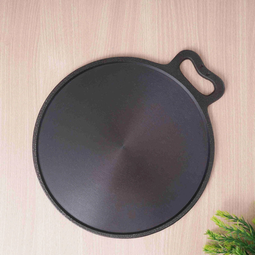 The Indus Valley Super Smooth Cast Iron Tawa 30.5cm 3kg Pre-Seasoned