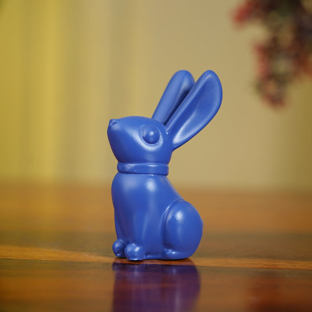 Artarium Bunny Figurine Idol