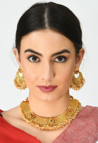 Mominos Fashion Johar Kamal Gold-Polished Brass Finish Stone/Beads Choker For Women (Golden)