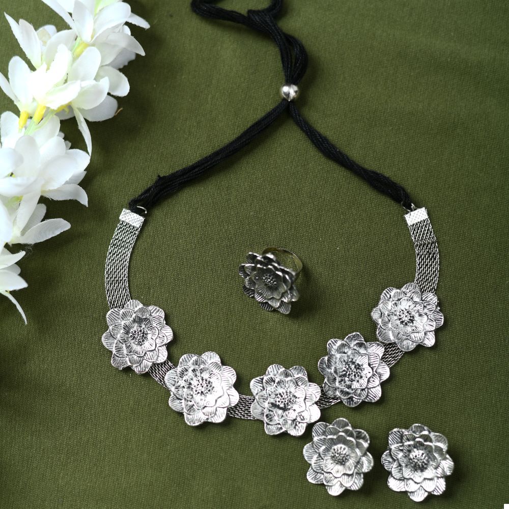 Mominos Fashion Johar Kamal Silver-Plated Brass Finish Rose Design Choker For Women (Silver)