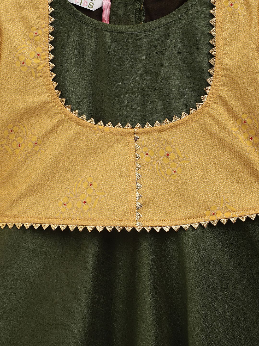 Ahalyaa Girls Green Poly Silk Solid Kids Kurta With Printed Jacket