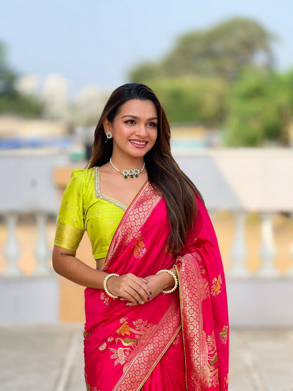 Vedant Vastram Soft Dola Silk Fancy Jacquard Bollywood Saree - Pink