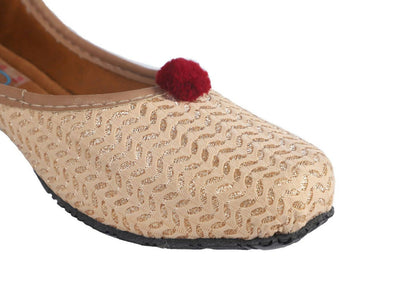 Tiny Bugs Girls Ethnic Wear Juttis - Gold