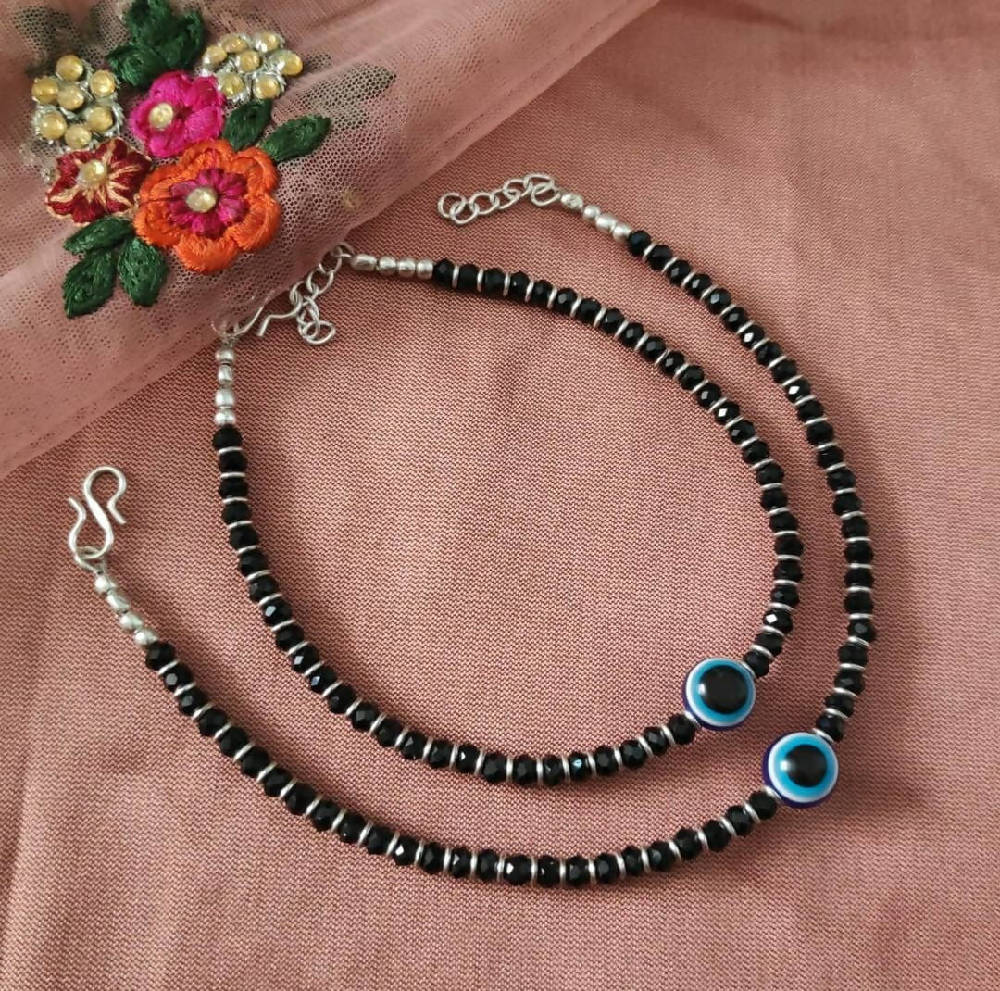 Mominos Fashion Traditional Black Beads Silver-Plated Anklets