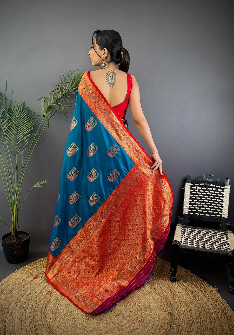 Joban Fashion Pink Peacock Banarasi Silk Sarees