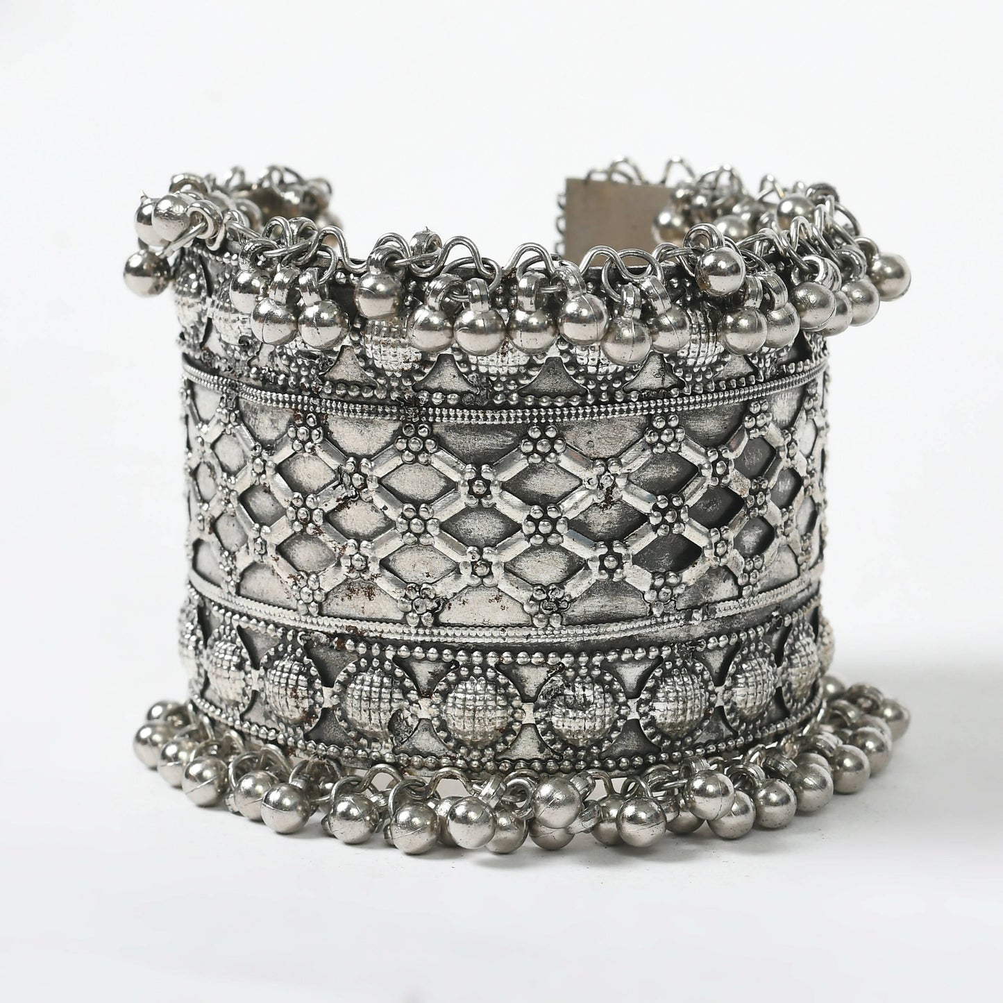 Mominos Fashion Joharkamal Oxidised Silver-Plated Ghungroo Handcraft Bracelet - Design 023