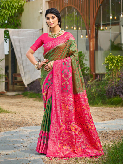 Anaita Green Soft Silk Saree With Floral Printed Work With Blouse
