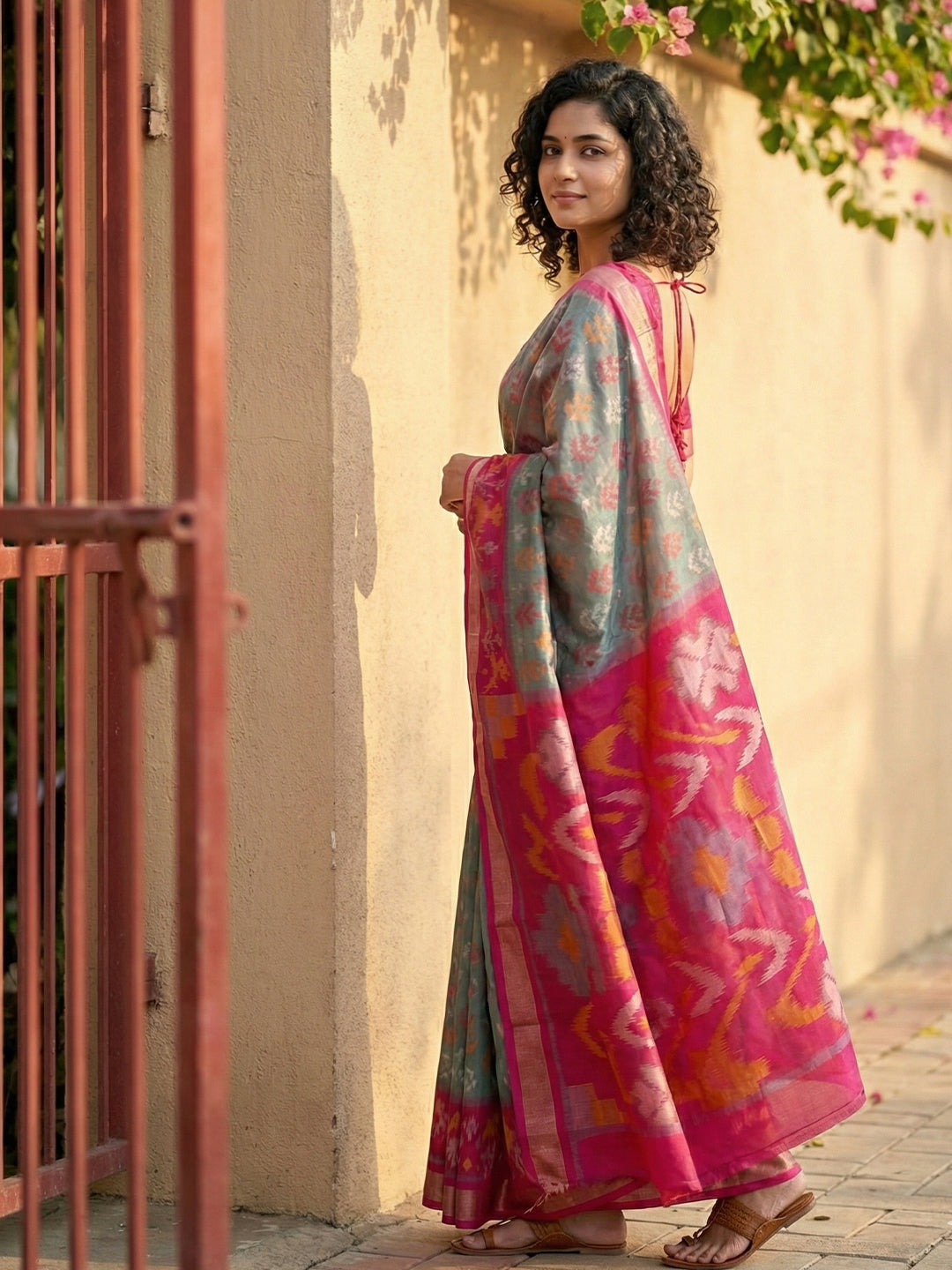 Anaita Grey Pochampally Printed Saree With Blouse