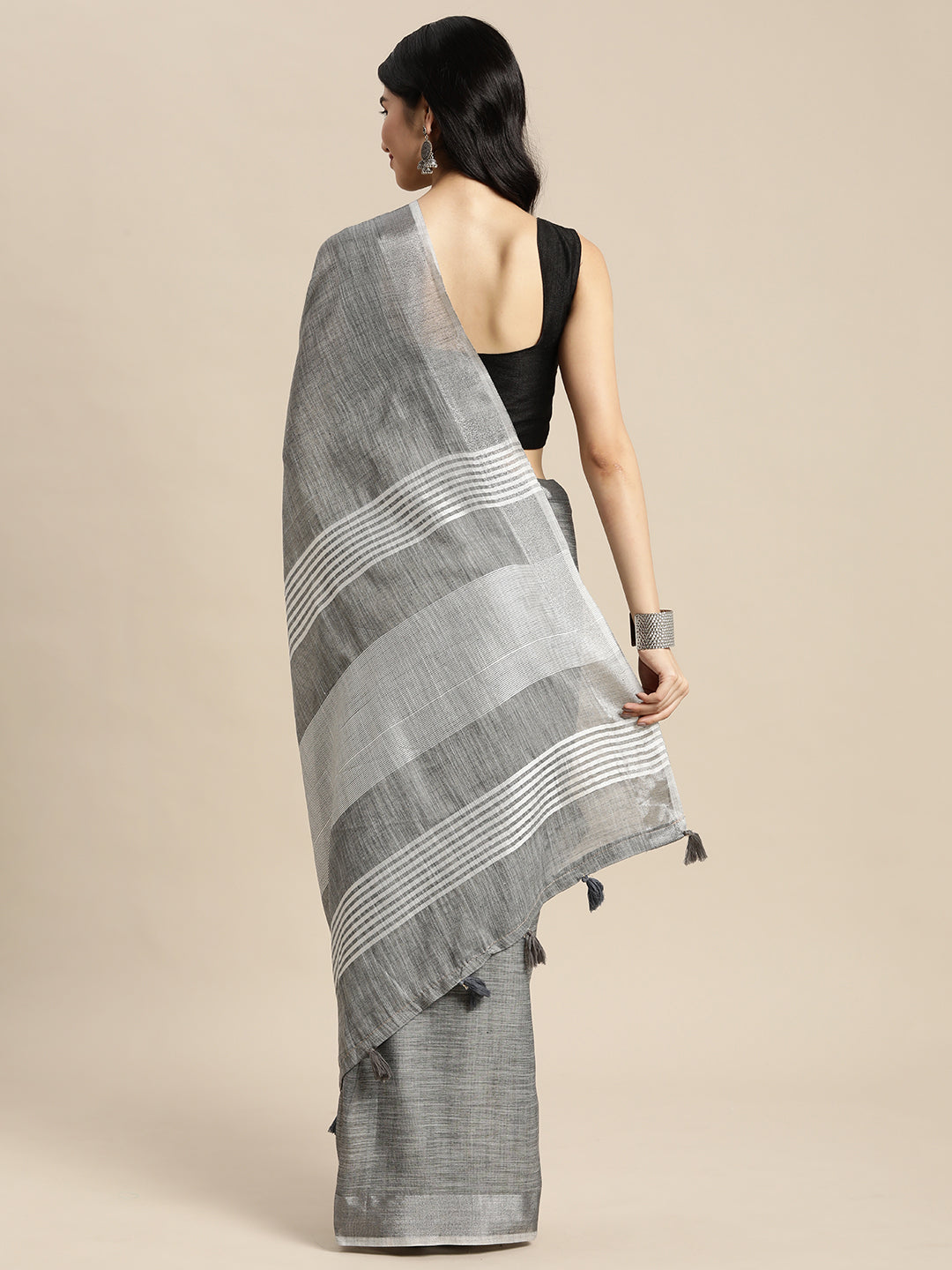 Anaita Grey Linen Saree With Blouse