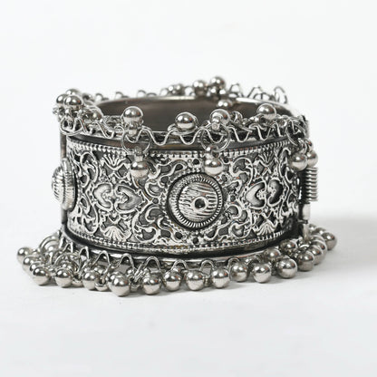 Mominos Fashion Joharkamal Oxidised Silver-Plated Ghungroo Handcraft Bracelet - Design 022
