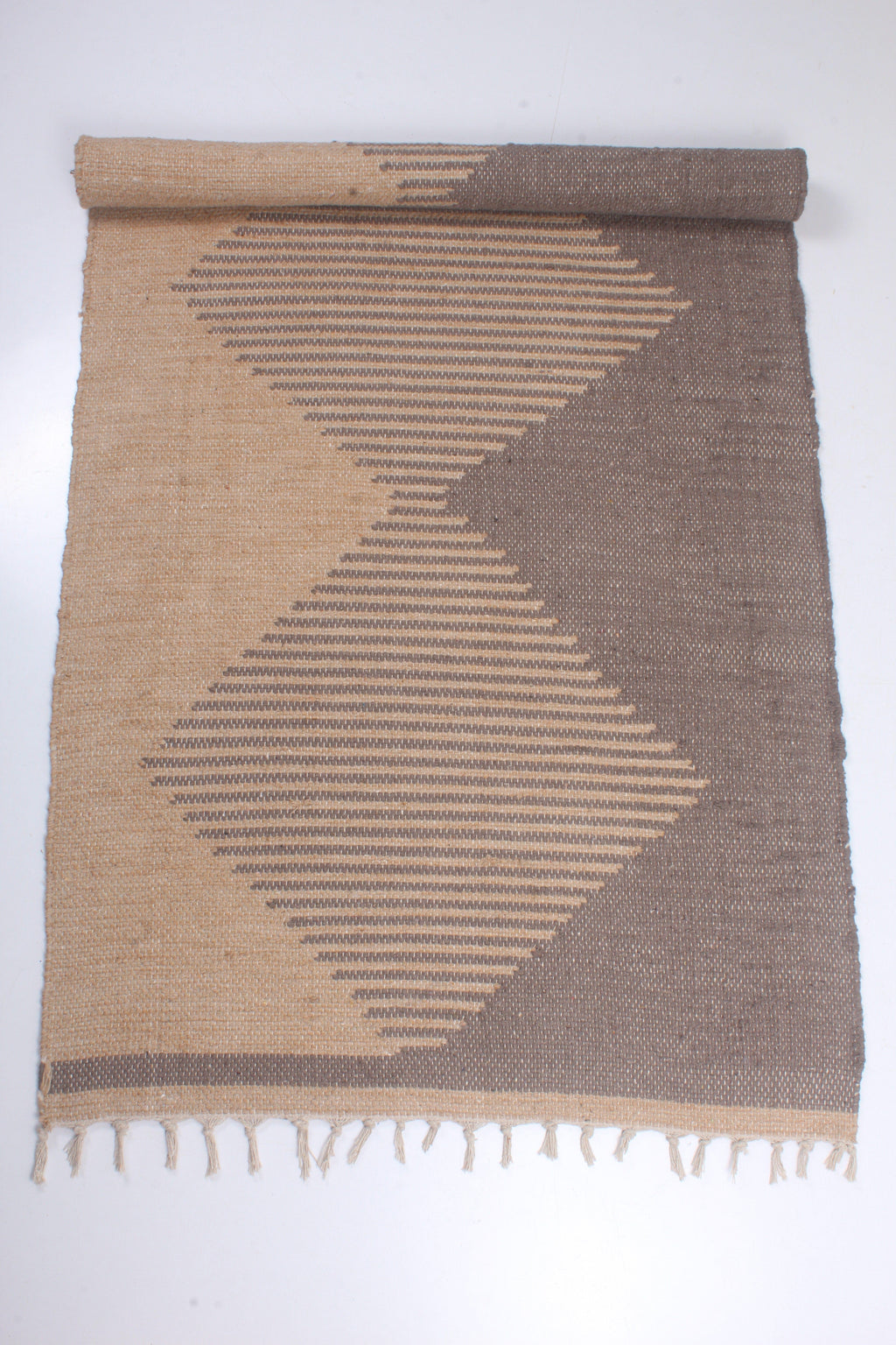 Shramdaan Handwoven Yoga Mat with Geometric Design
