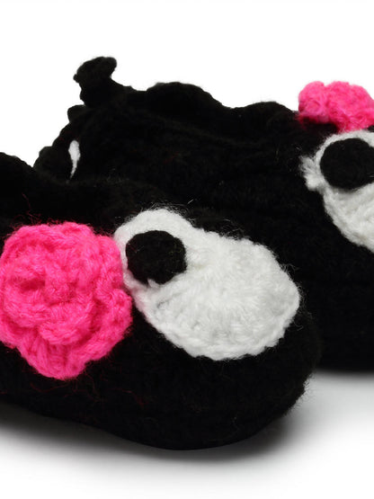 Chutput Kids Woollen Hand Knitted Cartoon Face Detailed Booties - Black