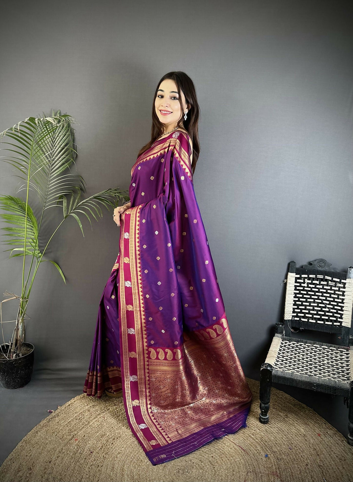 Joban Fashion Purple Banarasi Soft Silk Woven Saree