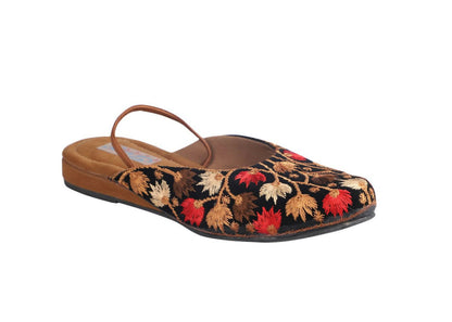 Tiny Bugs Girls Embroidered Strap Ethnic Mojaris - Black