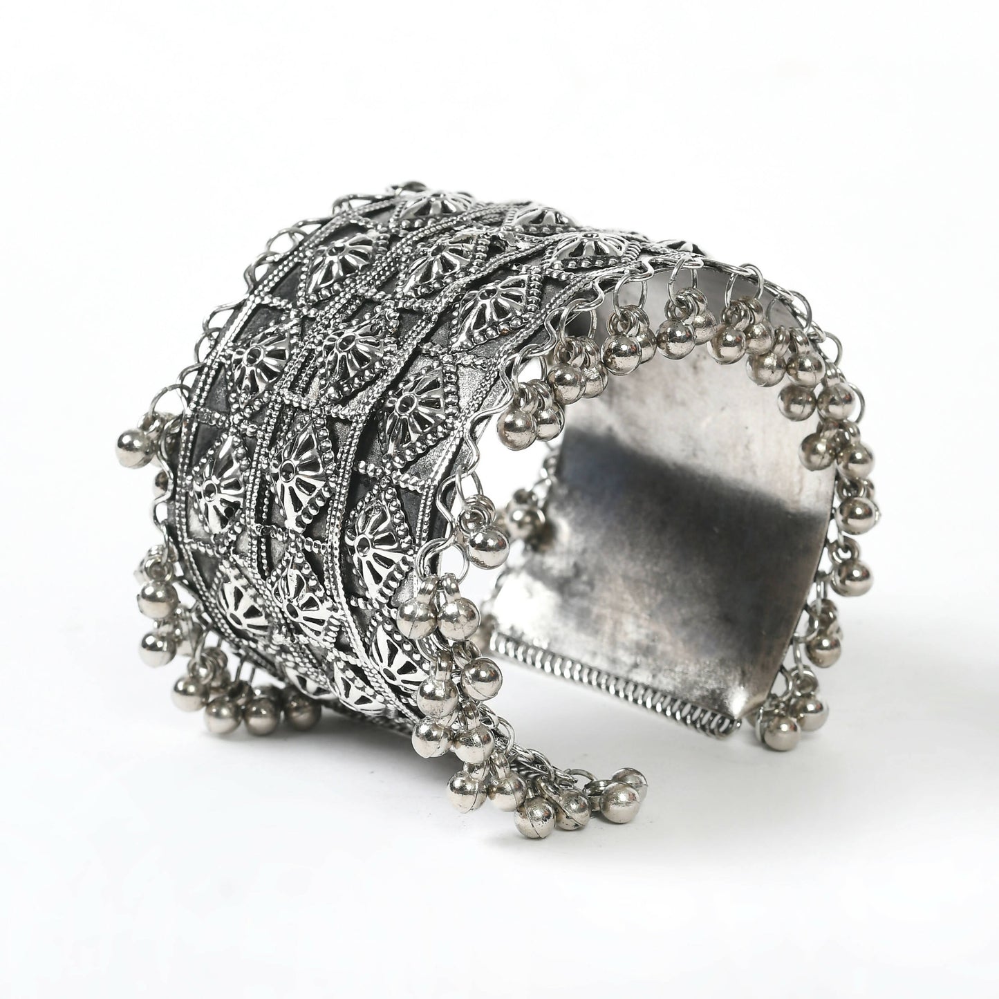 Mominos Fashion Joharkamal Oxidised Silver-Plated Ghungroo Handcraft Bracelet - Design 024