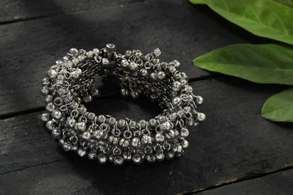 Mominos Fashion Oxidised Silver-Plated Openable Bracelet with Ghungroo (MF0513)