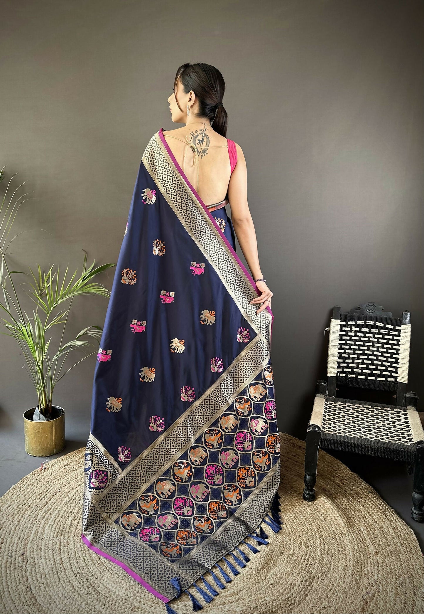 Joban Fashion Navy Blue Elephant & Floral Motifs Soft Lichi Silk Banarasi Saree