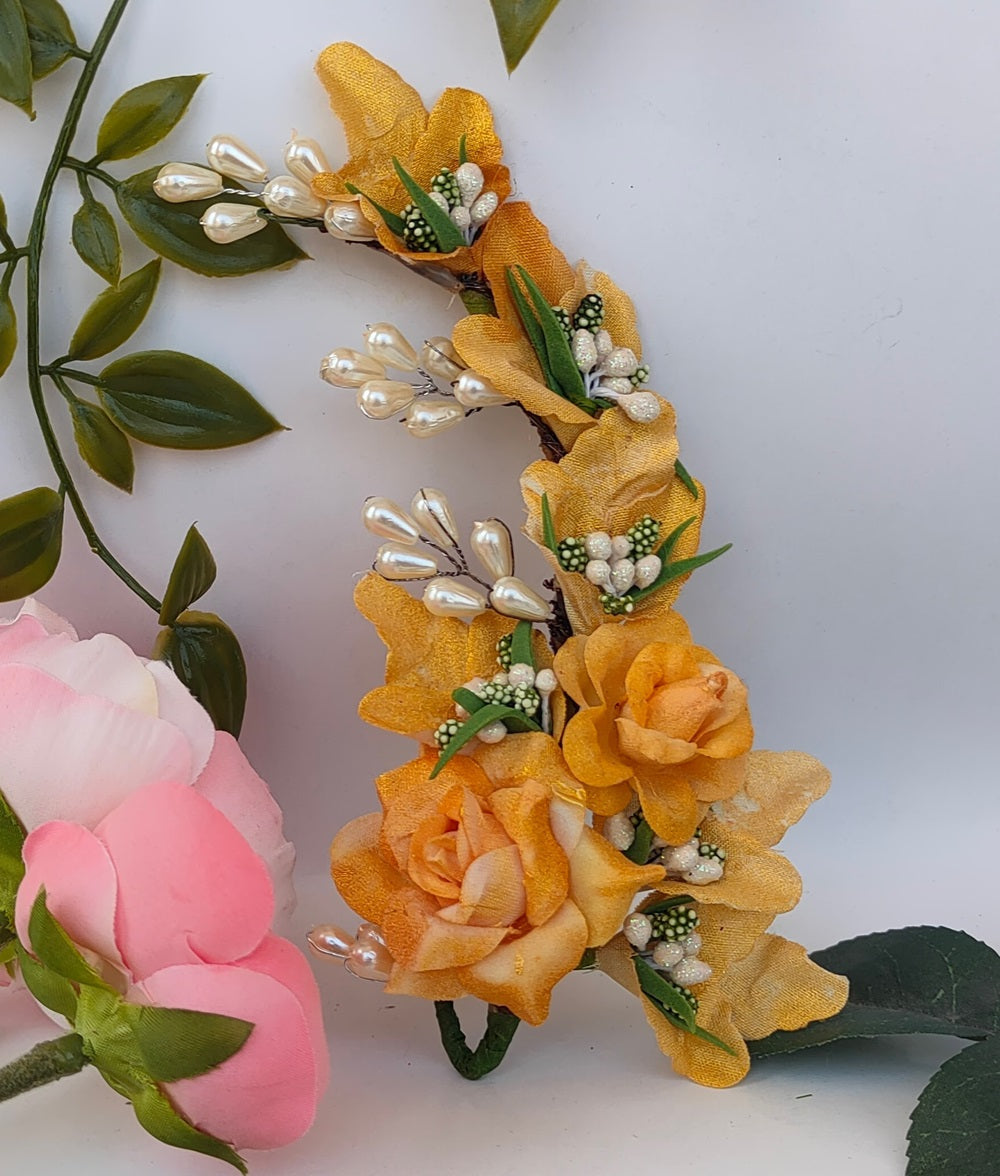 Gold Flower Brooch