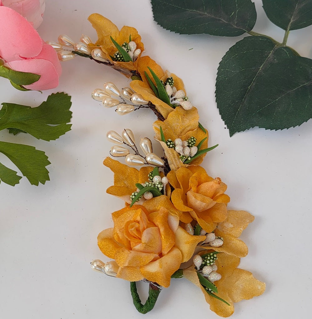 Gold Flower Brooch