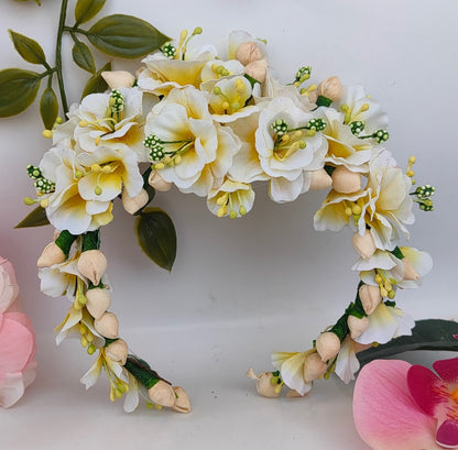 White Trendy Bridal Hair Accessories