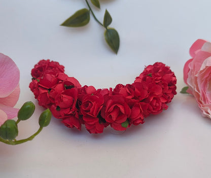 Red Rose Gajra