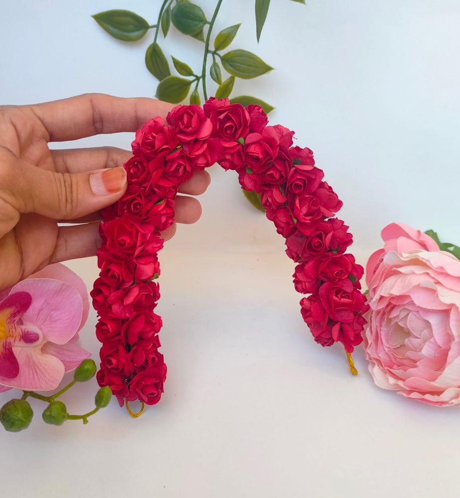 Red Rose Gajra