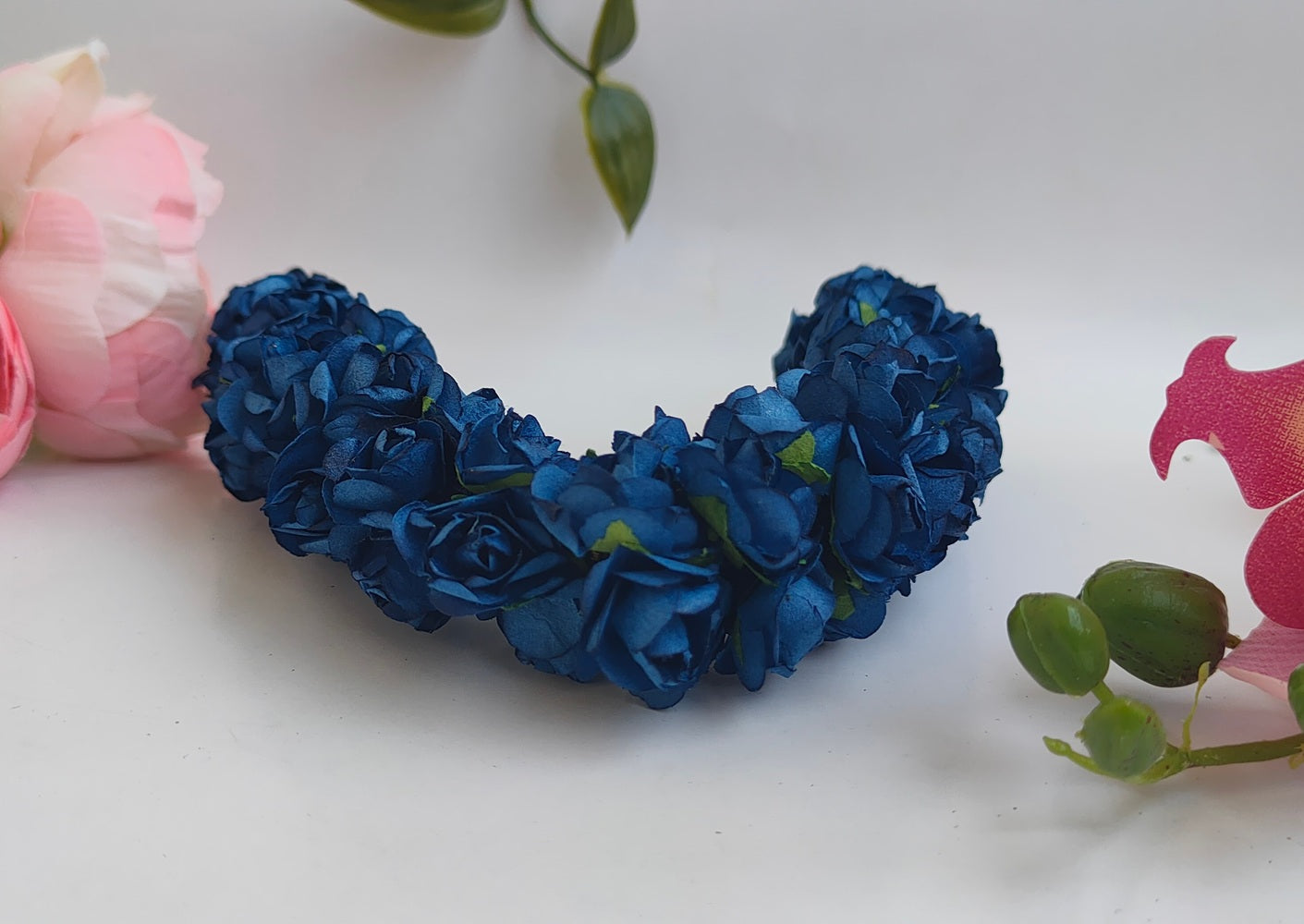 Blue Rose Gajra