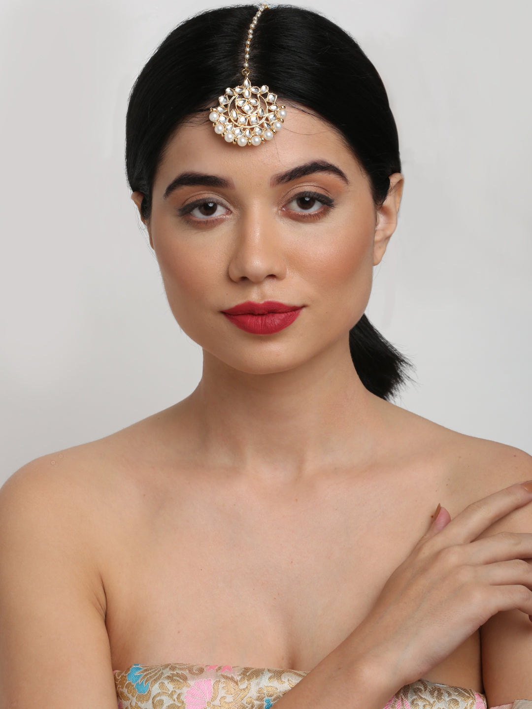 Kundan Maang Tikka - Ruby Raang