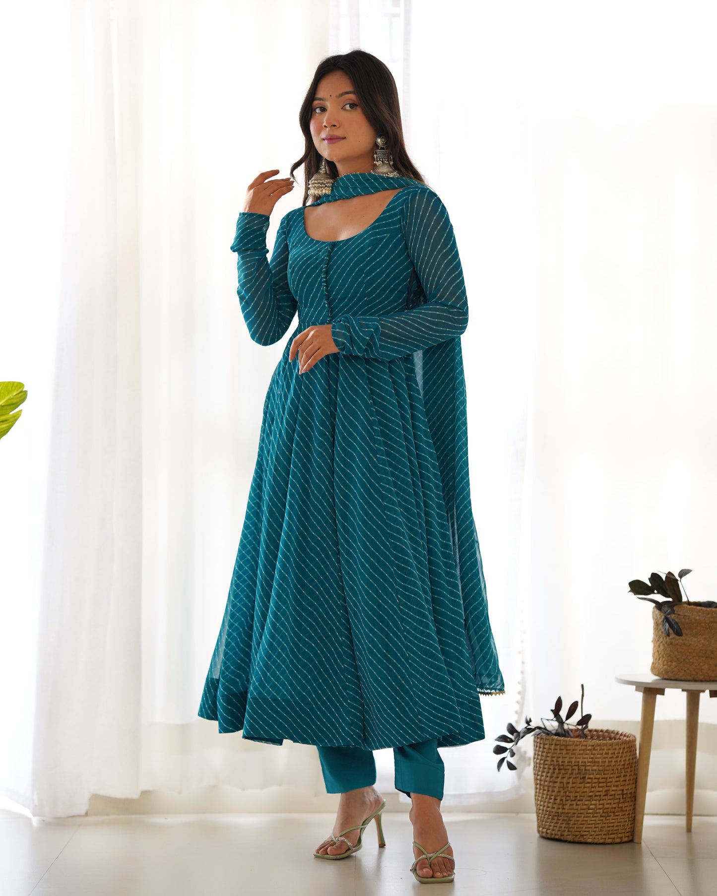 Lorenvalley Fashion Women Pure Soft Faux Georgette Laheriya Print Fully Flair Anarkali Kurta Pant With Dupatta Set - Rama