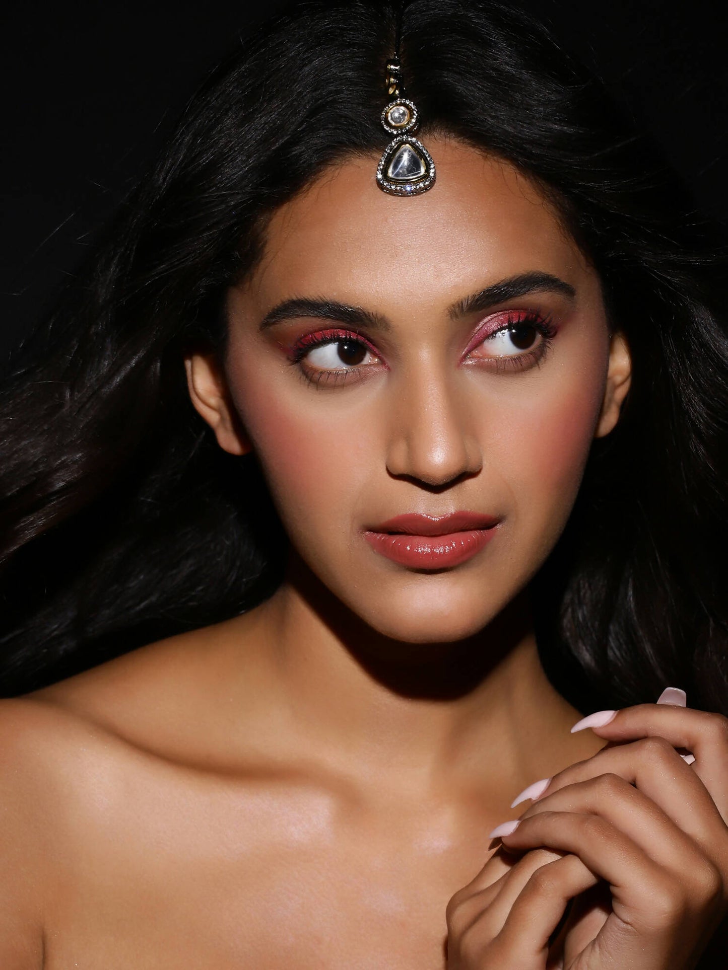 Gold-Polished Gold-Toned Kundan Maang Tikka - Ruby Raang