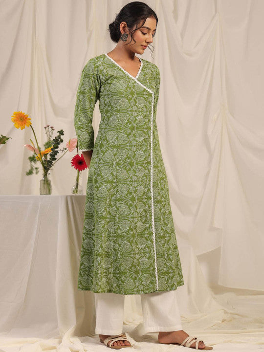 Anayna Women Floral Embroidered Chikankari Anarkali Kurta