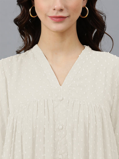 Janasya Light Dobby Chiffon Self Design Flared Kurta