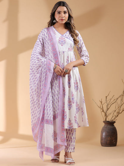 Janasya Light Cotton Floral Angrakha Kurta Set