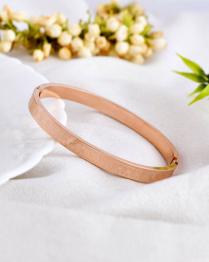 VOJ Stainless Steel Gold-Polished Bracelet