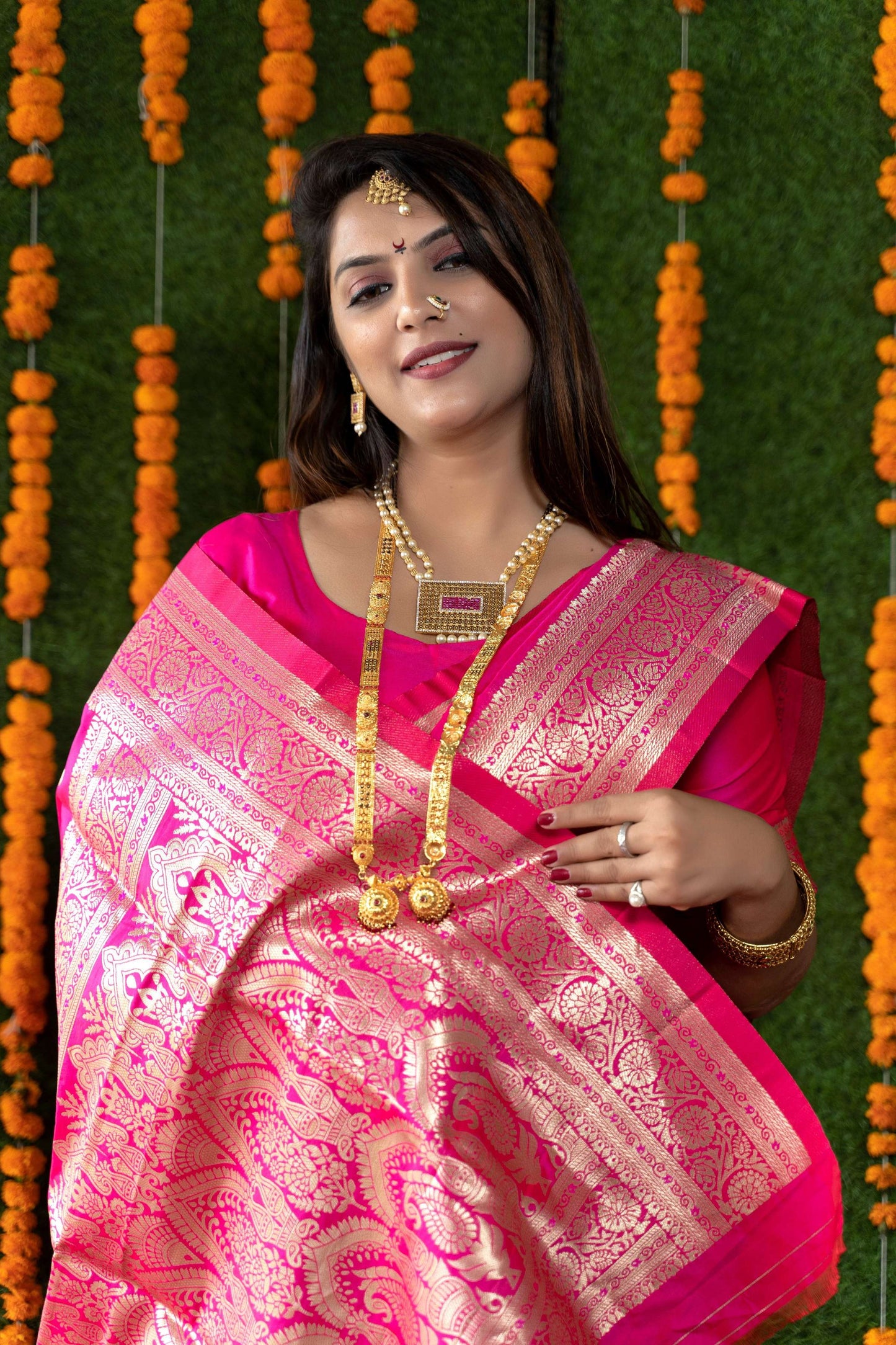 Jyoti Fashion Women's Rani Pink Handloom Banarasi Silk Zari Woven Saree with Blouse
