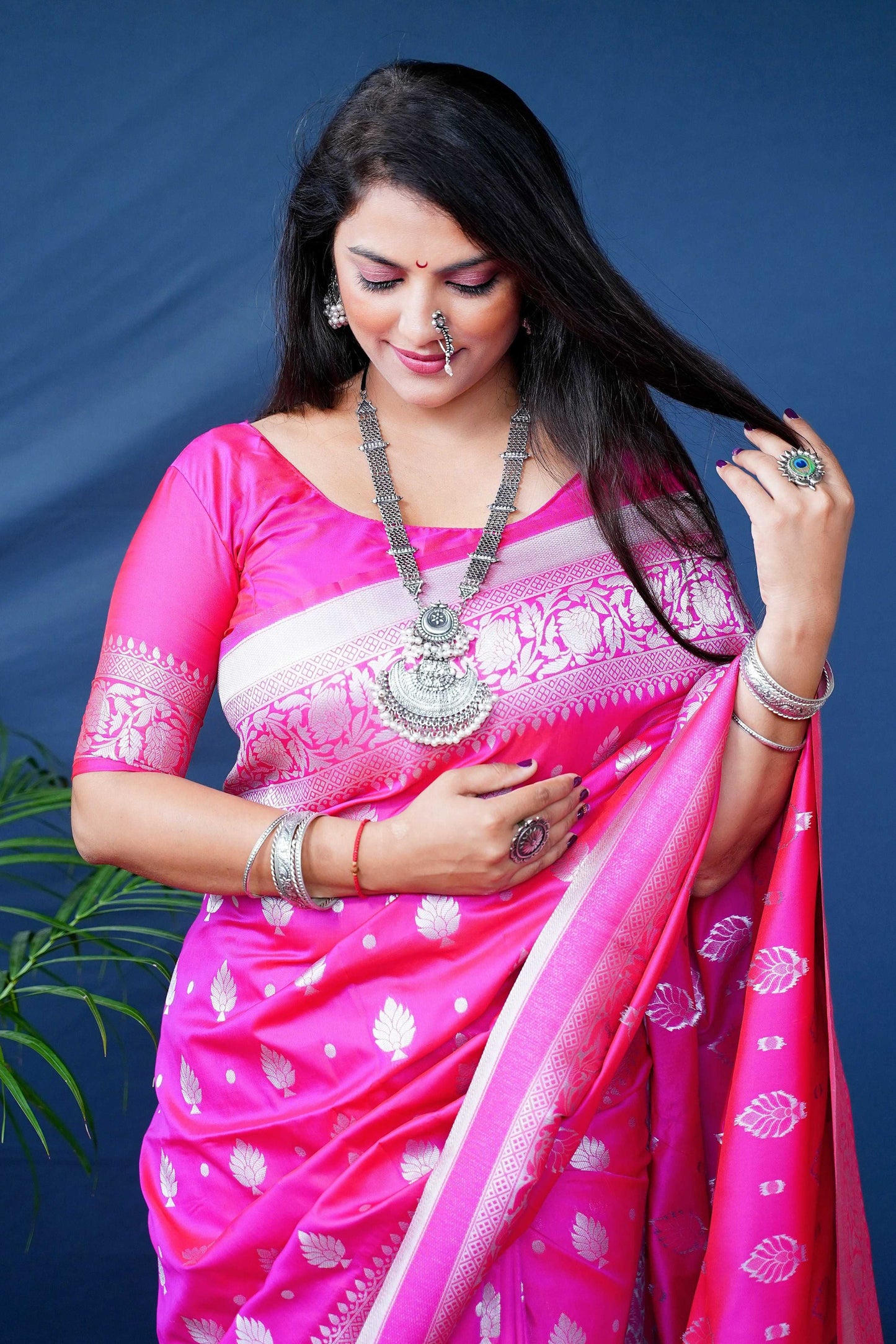 Jyoti Fashion Women's Pink Soft Banarasi Silk Zari Woven Saree with Blouse