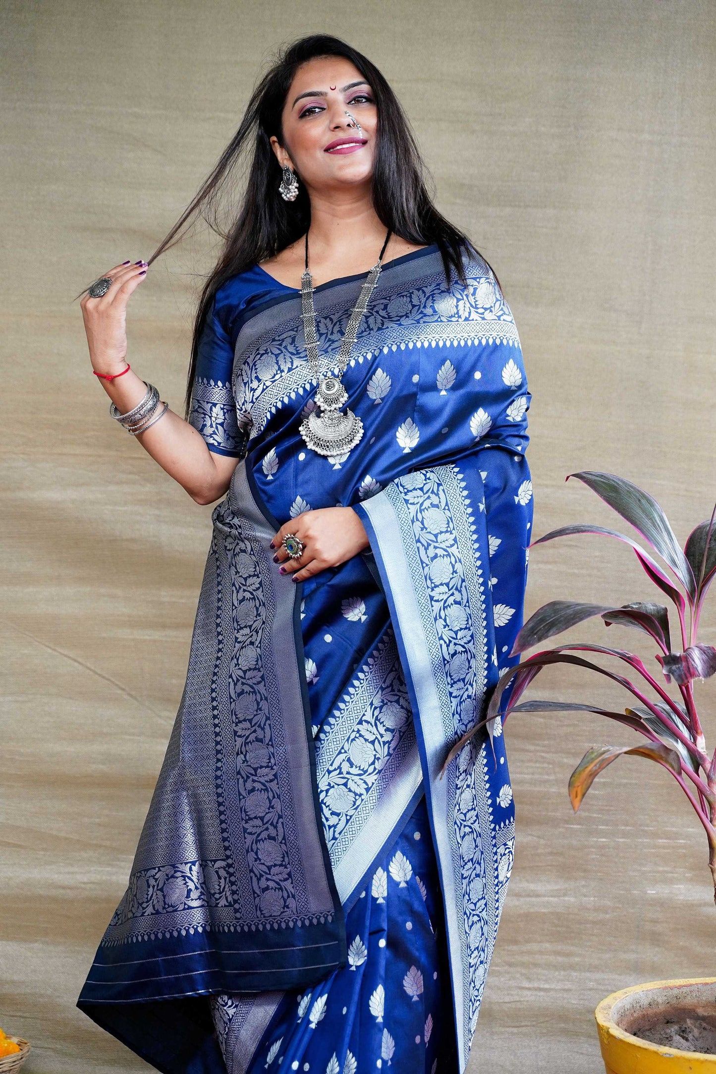 Jyoti Fashion Women's Navy Blue Soft Banarasi Silk Zari Woven Saree with Blouse