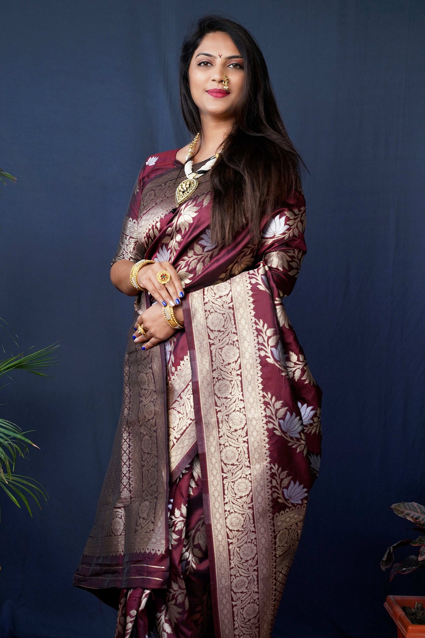 Jyoti Fashion Women's Maroon Handloom Banarasi Silk Zari Woven Saree with Blouse