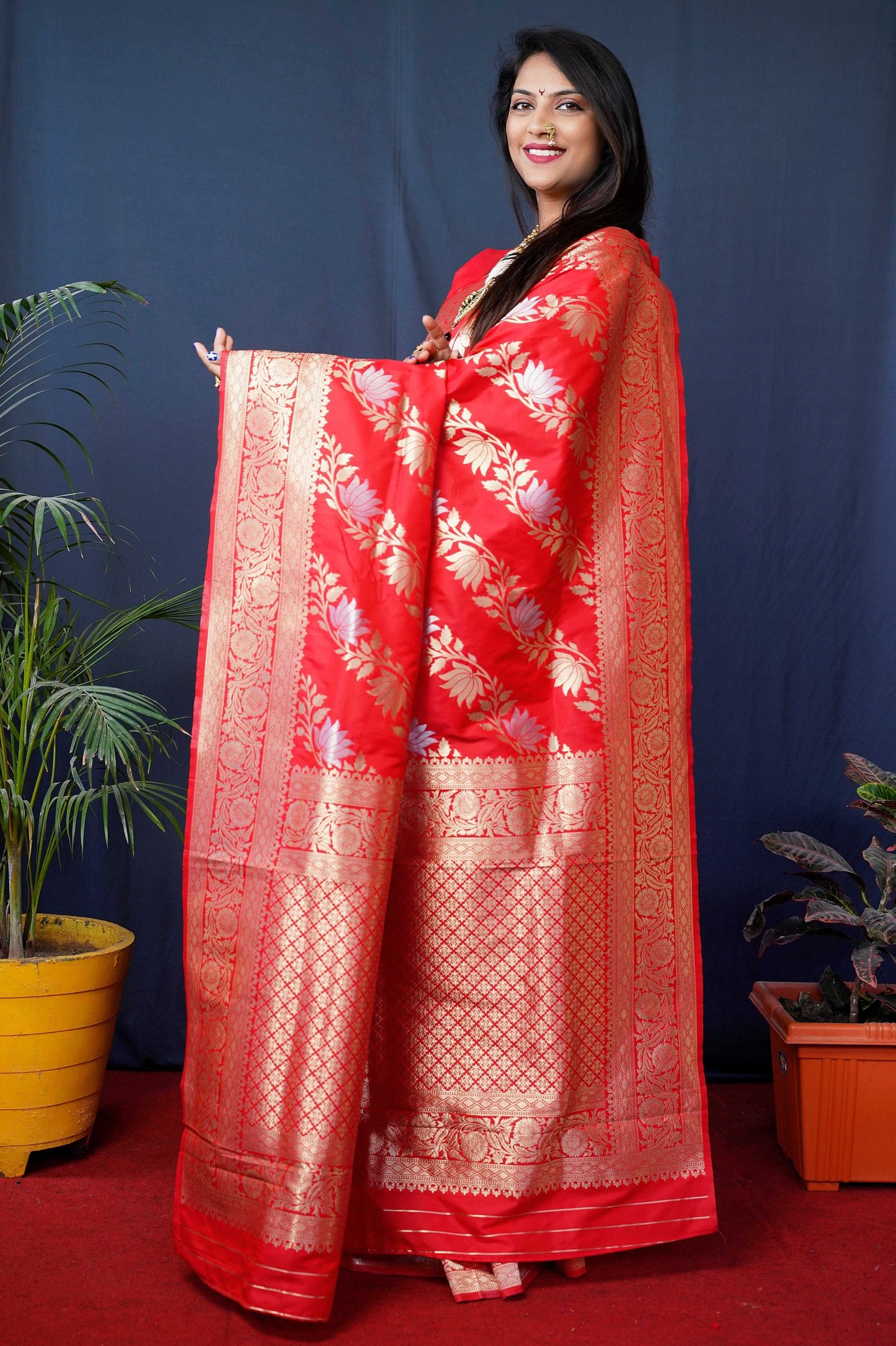Jyoti Fashion Women's Red Handloom Banarasi Silk Zari Woven Saree with Blouse