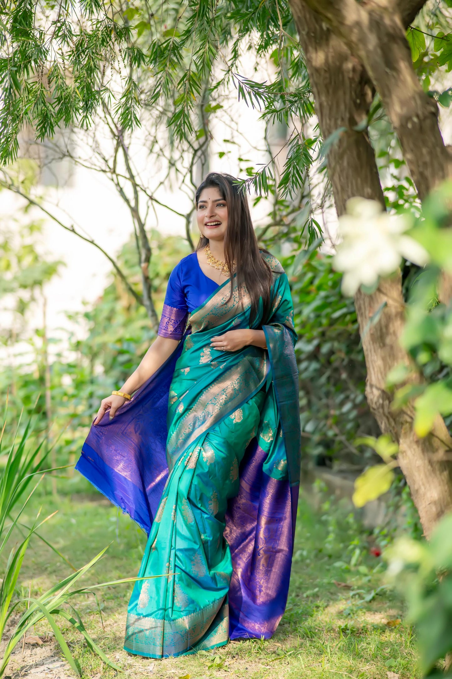 Jyoti Fashion Women's Turquoise Soft Banarasi Silk Zari Woven Saree with Blouse