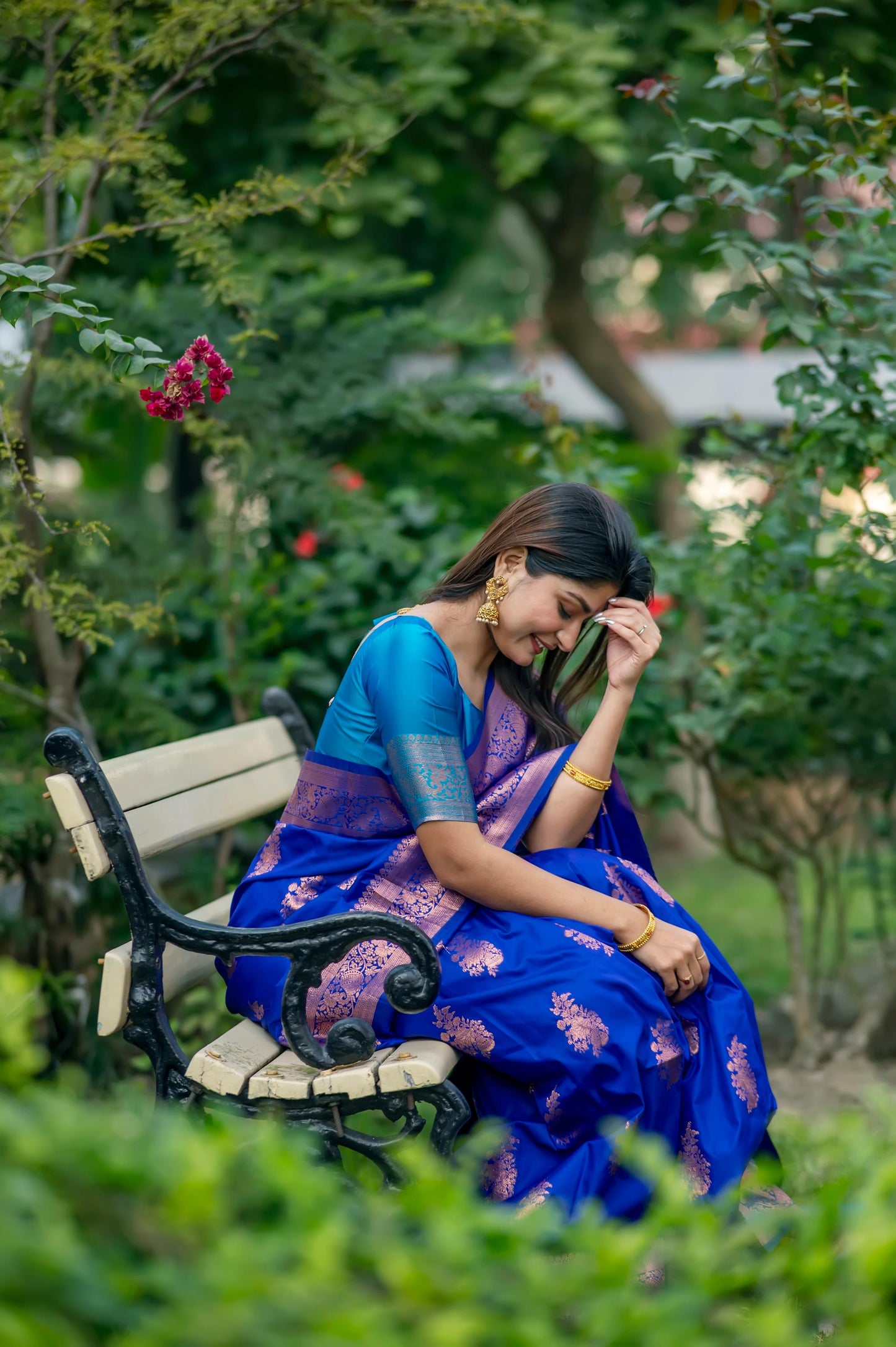 Jyoti Fashion Women's Royal Blue Soft Banarasi Silk Zari Woven Saree with Blouse