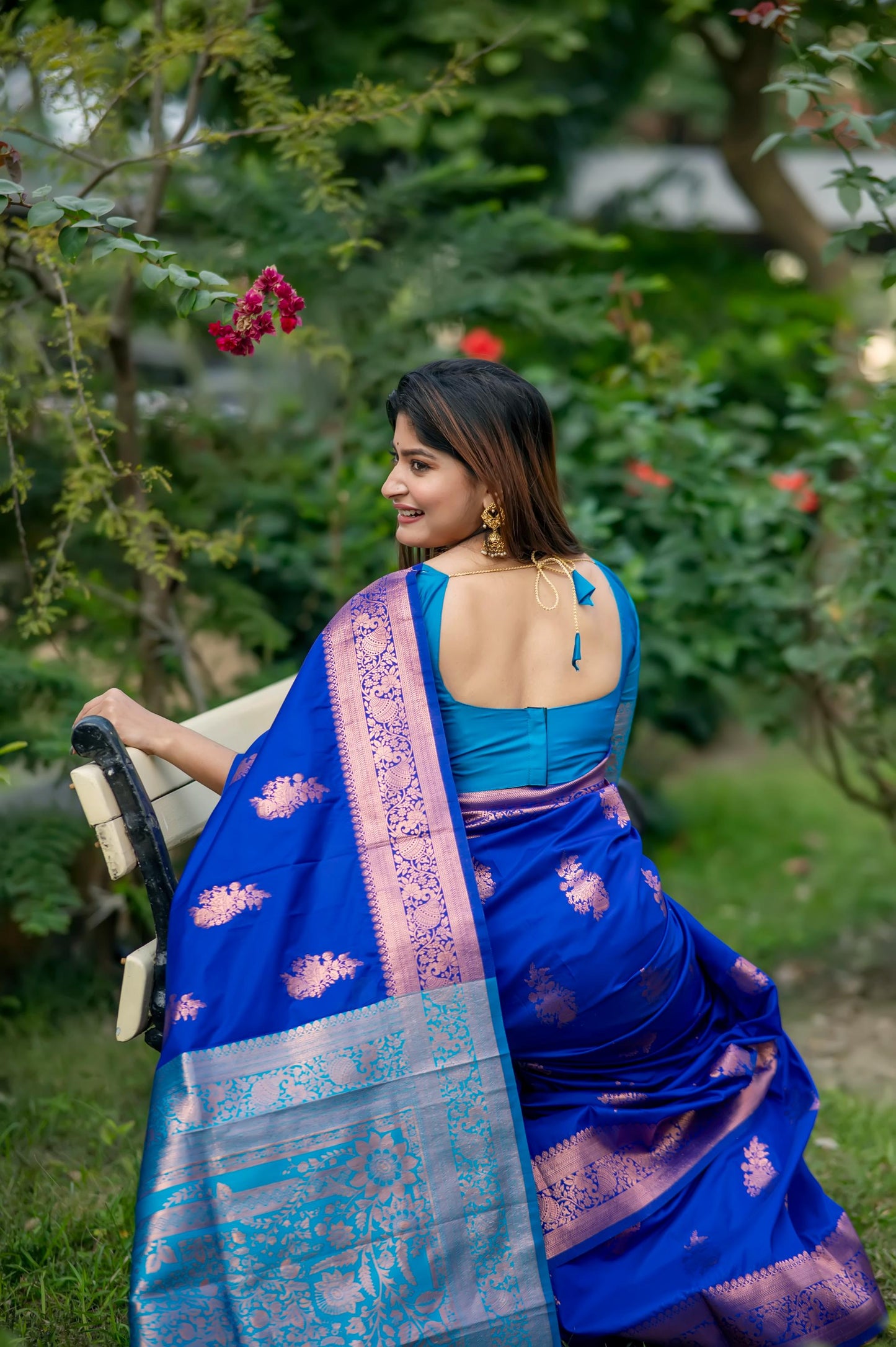 Jyoti Fashion Women's Royal Blue Soft Banarasi Silk Zari Woven Saree with Blouse